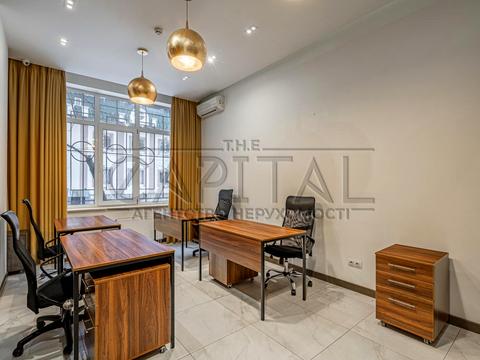 комерційна за адресою Полтавська вул., 12