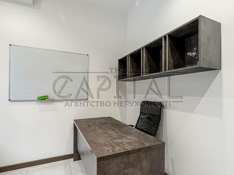 комерційна за адресою Полтавська вул., 12