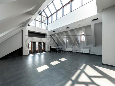 комерційна за адресою Київ, Богдана Хмельницького вул., 58-А