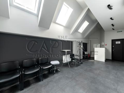 комерційна за адресою Київ, Богдана Хмельницького вул., 58-А