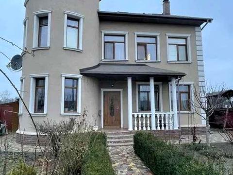 будинок за адресою Київська вул.