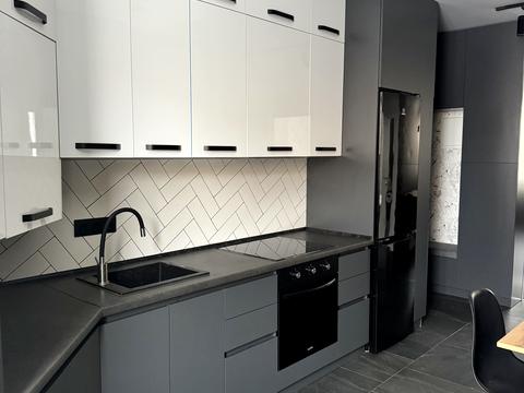 квартира за адресою Абрикосова вул., 1г