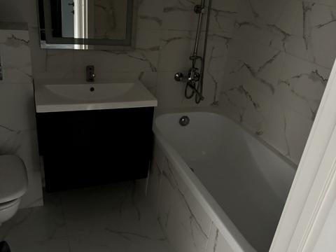 квартира за адресою Абрикосова вул., 1г