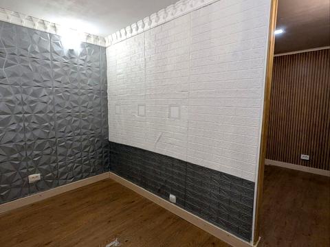 комерційна за адресою Оленівська вул., 16