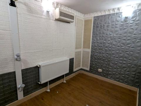 комерційна за адресою Оленівська вул., 16