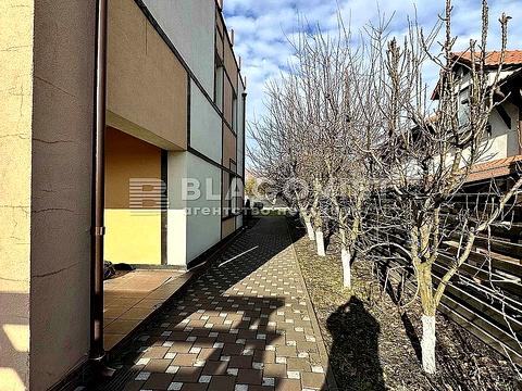 дом по адресу Садовая ул.