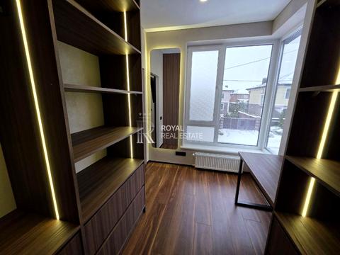 будинок за адресою Райдужна вул., 30