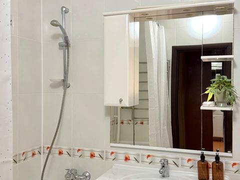 квартира по адресу Ивана Пулюя ул., 2