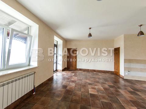 будинок за адресою с. Зазим'я, Каштанова вул.