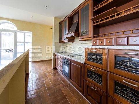 будинок за адресою с. Зазим'я, Каштанова вул.