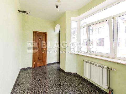 будинок за адресою с. Зазим'я, Каштанова вул.