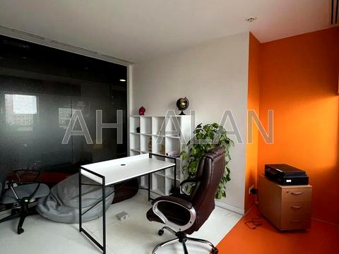 коммерческая по адресу Вацлава Гавела бульв. (Івана Лепсе), 6