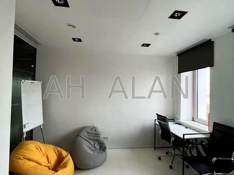 коммерческая по адресу Вацлава Гавела бульв. (Івана Лепсе), 6