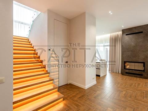 будинок за адресою Квітнева вул.