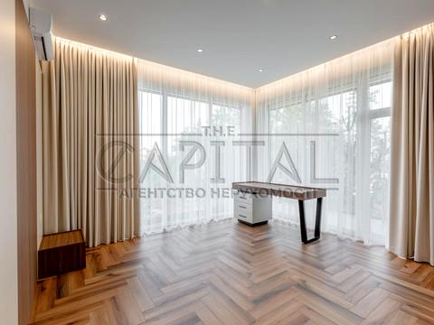 будинок за адресою Квітнева вул.