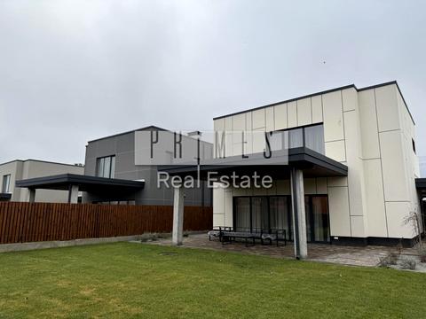 дом по адресу щаслива, 1