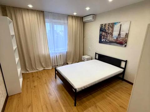 квартира по адресу Героев просп., 33