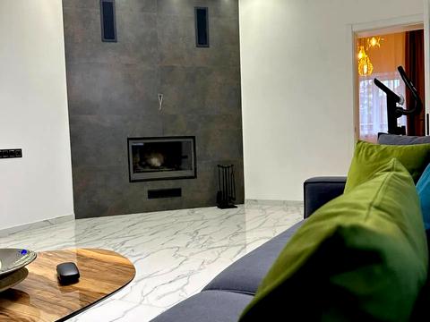 будинок за адресою Набережна