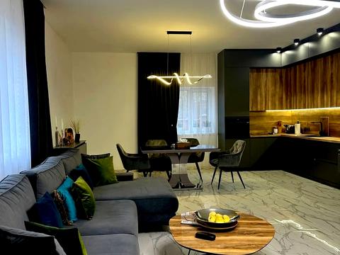 будинок за адресою Набережна