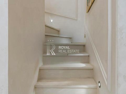 будинок за адресою Набережна