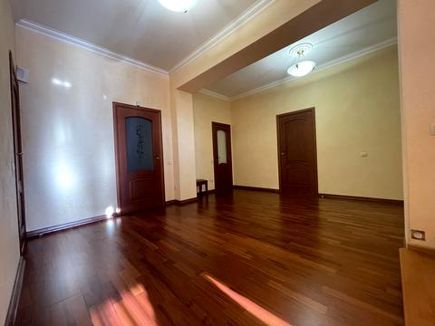 будинок за адресою с. Петропавлівська борщагівка, Сонячна вул.