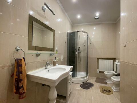 будинок за адресою с. Петропавлівська борщагівка, Сонячна вул.