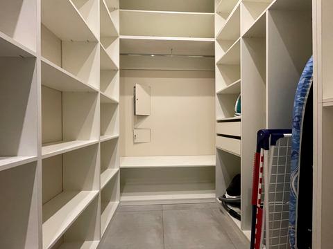 квартира за адресою Київ, Андрія Верхогляда вул. (Михайла Драгомирова), 17