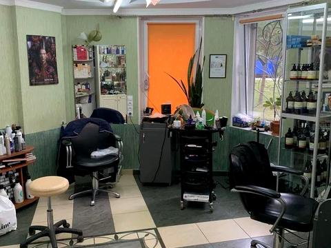 комерційна за адресою Володимира Вернадського вул., 8