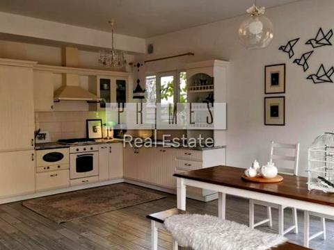 будинок за адресою с. Петропавлівська борщагівка, Миколи Леонтовича вул., 1