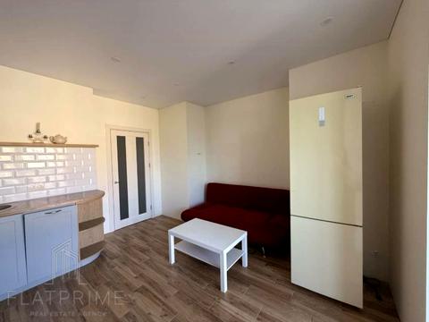 квартира за адресою Академіка Лебедєва вул., 1