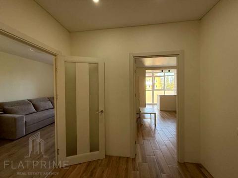 квартира за адресою Академіка Лебедєва вул., 1