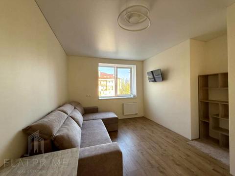 квартира за адресою Академіка Лебедєва вул., 1