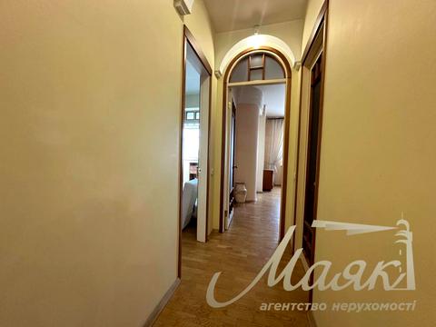 квартира за адресою Андрія Верхогляда вул. (Михайла Драгомирова), 4