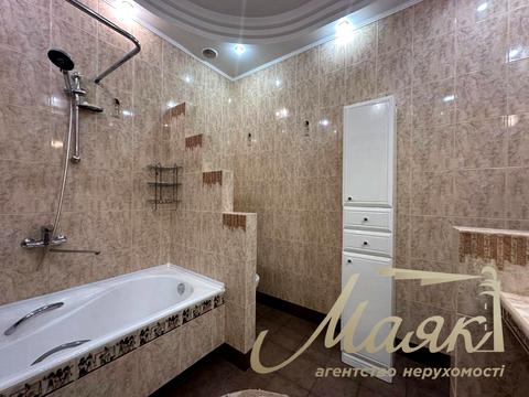 квартира за адресою Андрія Верхогляда вул. (Михайла Драгомирова), 4