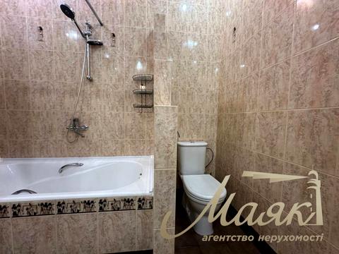 квартира за адресою Андрія Верхогляда вул. (Михайла Драгомирова), 4