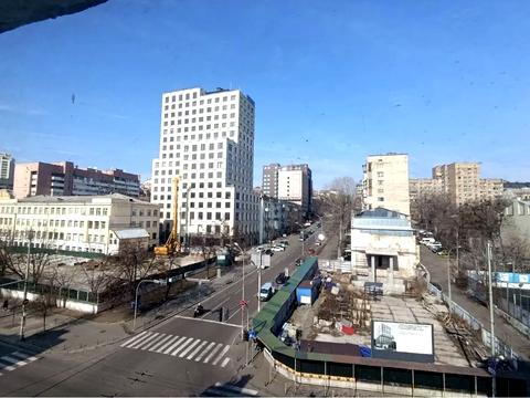 комерційна за адресою Володимирська вул., 97/37