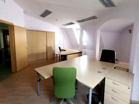 комерційна за адресою Володимирська вул., 97/37