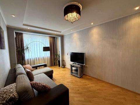 квартира за адресою Дмитрівська вул., 2