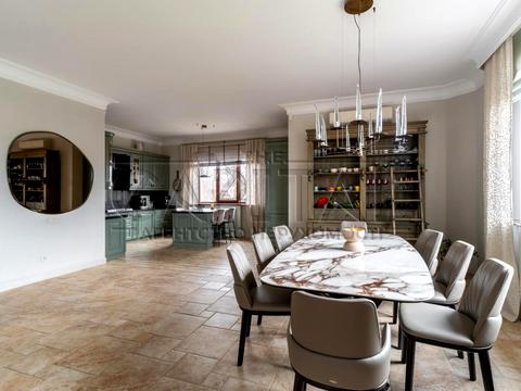 будинок за адресою Ватутіна вул.