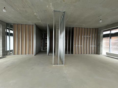 комерційна за адресою Вул.НабережнаПеремоги, 128