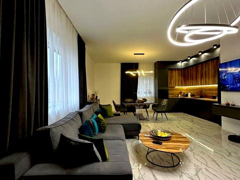 будинок за адресою Дачна