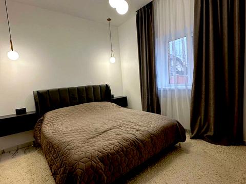 будинок за адресою Дачна