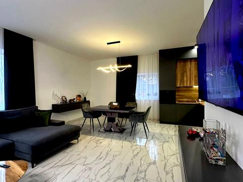 будинок за адресою Дачна