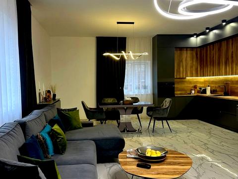 будинок за адресою Дачна