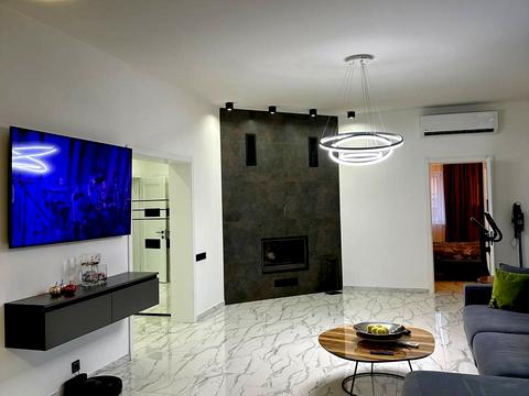 будинок за адресою Дачна