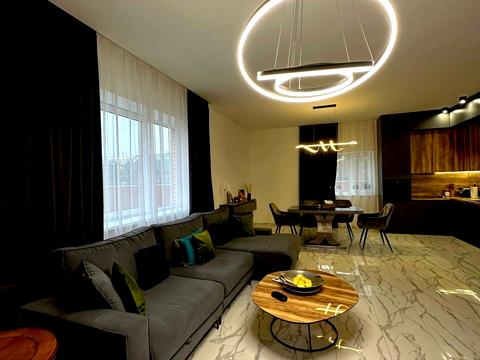 будинок за адресою Дачна