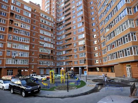 квартира за адресою Ревуцького вул., 9