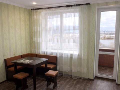 квартира за адресою Ревуцького вул., 9