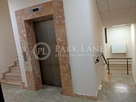 комерційна за адресою Крутий узвіз, 7