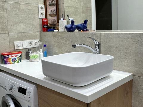 квартира за адресою Київ, Освіти вул., 16